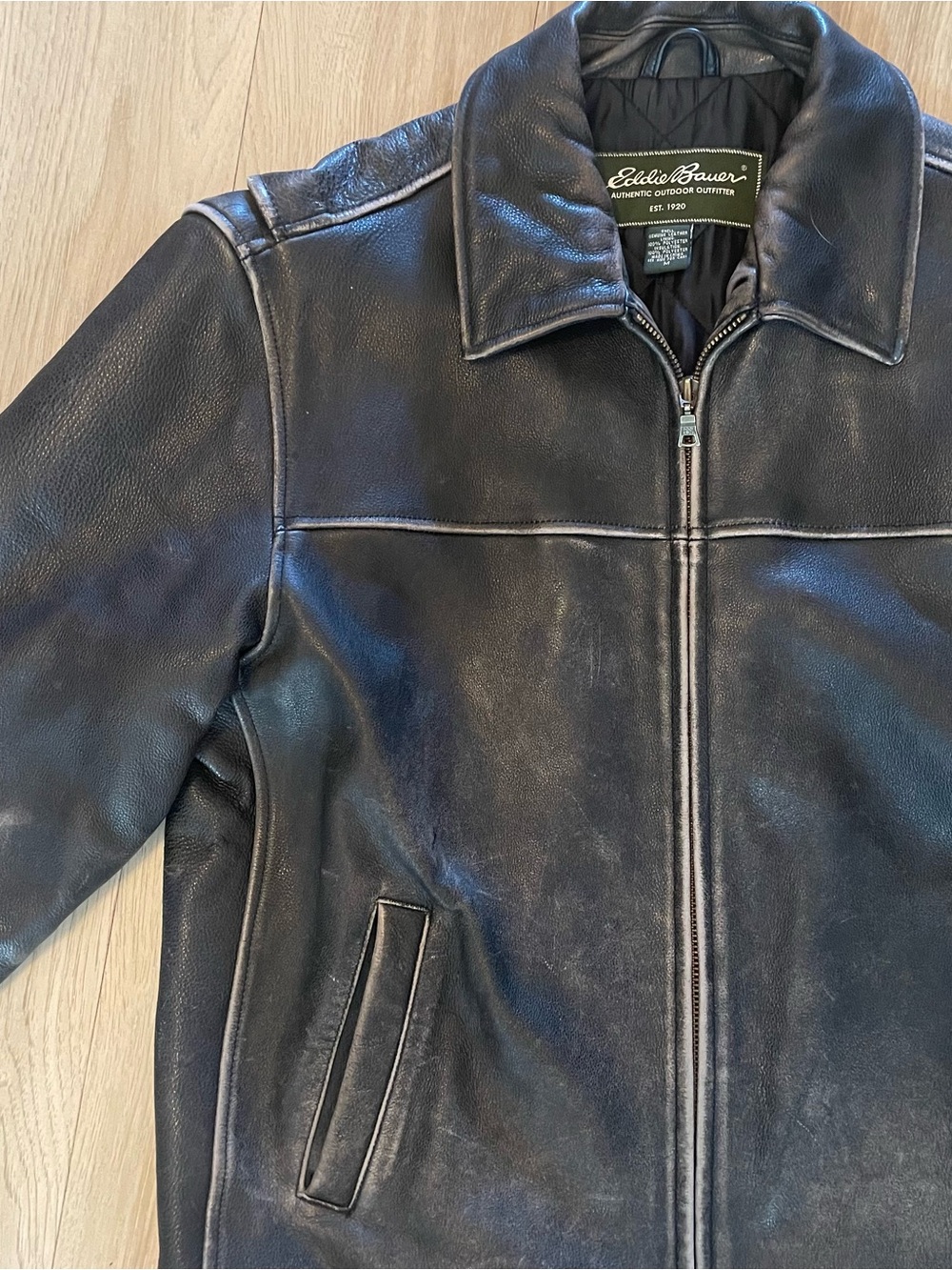 Men’s Genuine Leather Vintage Eddie Bauer Black Jacket Medium